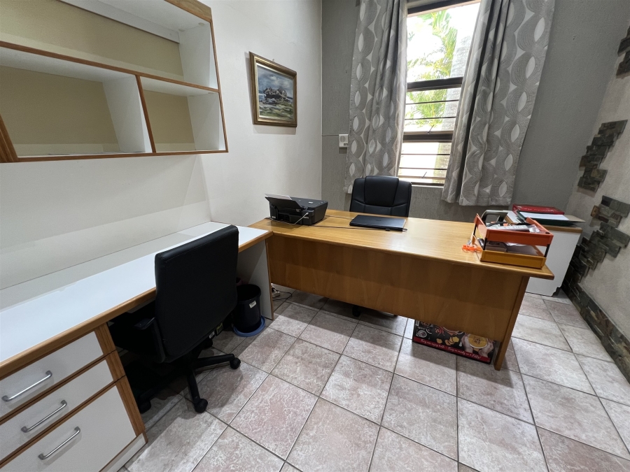 4 Bedroom Property for Sale in Bonnie Doone Eastern Cape